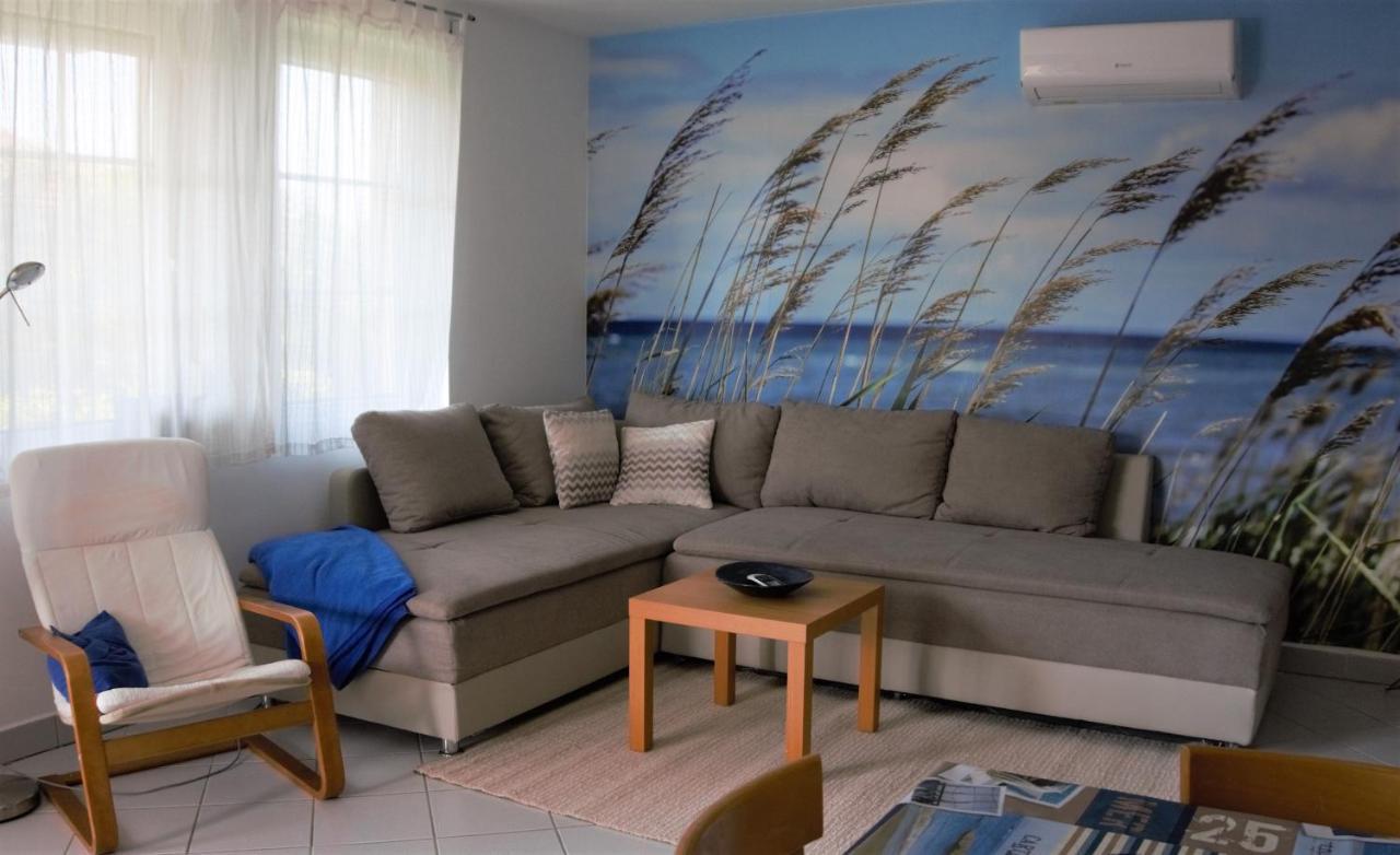 Nefelejcs Apartmanhaz Gyenesdiás المظهر الخارجي الصورة