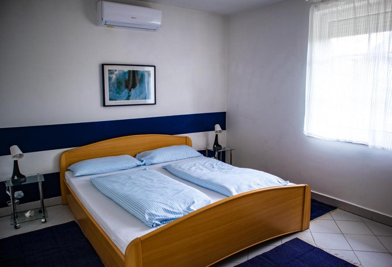 Nefelejcs Apartmanhaz Gyenesdiás المظهر الخارجي الصورة