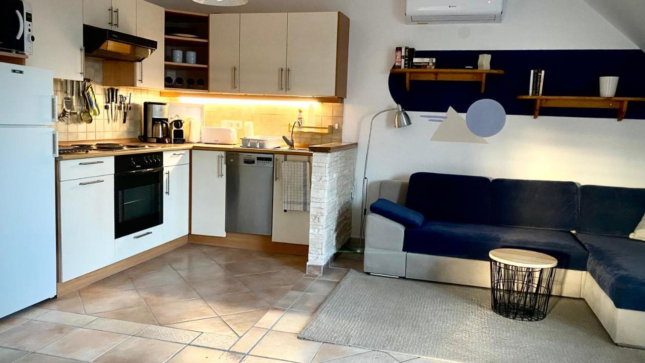 Nefelejcs Apartmanhaz Gyenesdiás المظهر الخارجي الصورة