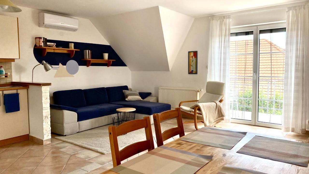 Nefelejcs Apartmanhaz Gyenesdiás المظهر الخارجي الصورة
